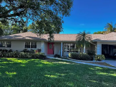 Very Nice 3 Br And 3 Bath Florida Home 1 1/2 Mile From Jupiter Island Beach Jonathan Dickinson State Park Observation Tower 주변 호텔