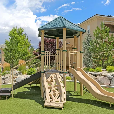 New Cozy 1BR Apt with Gym, Sauna & Heated Pool Access