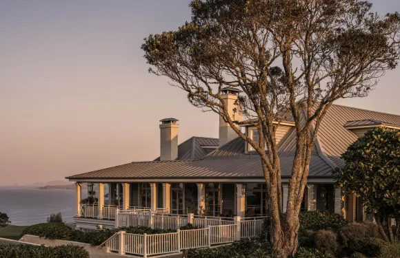 貝殼杉懸崖瑰麗度假酒店