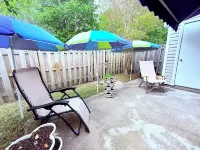 2Bed/2Bath Townhome with Fenced Yard, Pet Friendly and Adjustable Bed