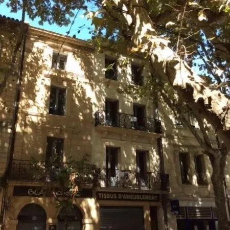 Apartment located in the heart of the historic city - 50 m from Place aux Herbes
