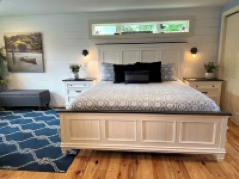 IN-GROUND POOL, Close to Beach/Vineyards, Wickford, Newport & Narragansett