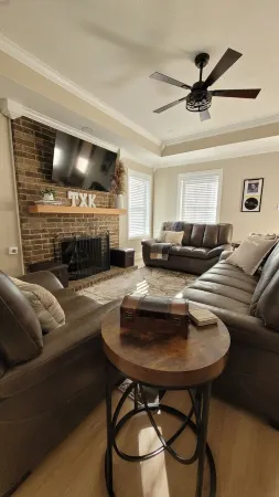 The Texarkana Baby - Urban Living in Historic Neighborhood + 2-Car Garage Отели в г. Тексаркана