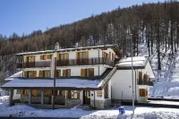 Hotel Hermitage Hotels near Rognosa del Sestriere 3.280 m