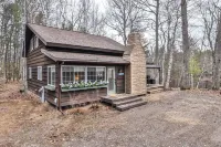 Cozy 4 BR Waterfront Retreat Near Bike Trails!  Pontoon Available! NEW LISTING - 4-Star