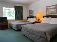 Windtree Inn Hotels in Grove Hill