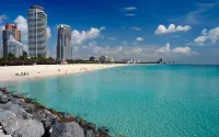 تروبيكال هاوس بول تابل جاكوزي نيربي بيتش