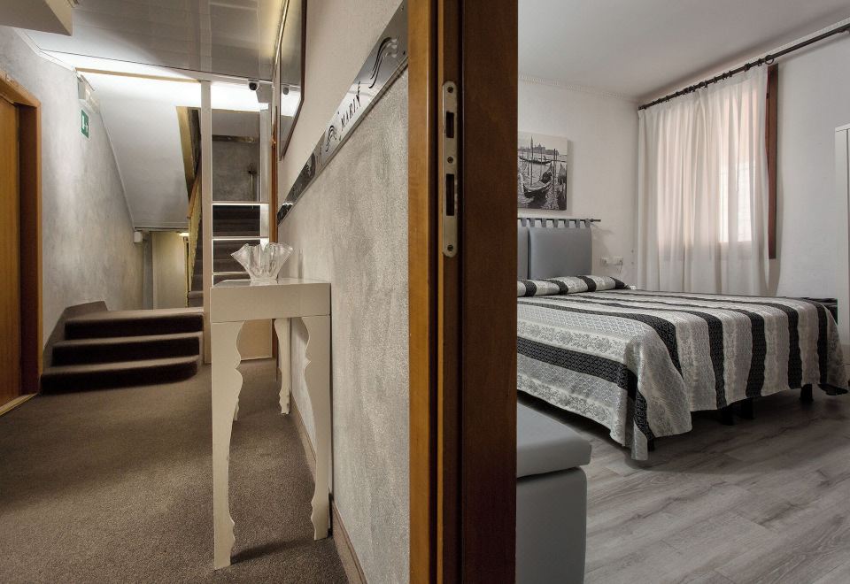 2. 알베르고 마린..