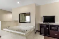 Sleep Inn & Suites - Hot Tub