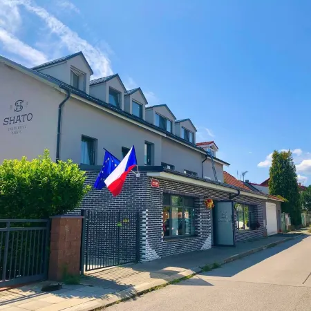 Grand Petit Hotel ex Shato Gesson Отели рядом с достопримечательностью «Белая гора»