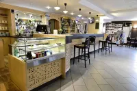 Hotel de La Gare Hotels in Eygliers