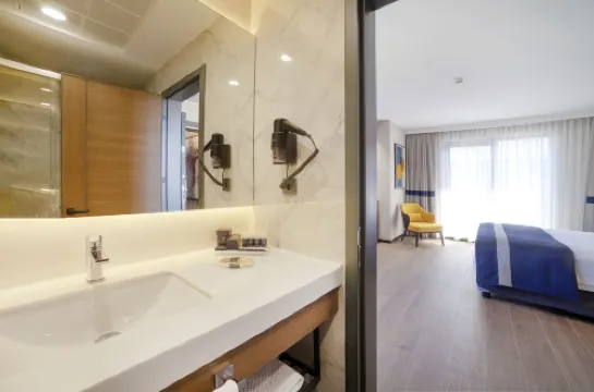 Granbellahotel Photos