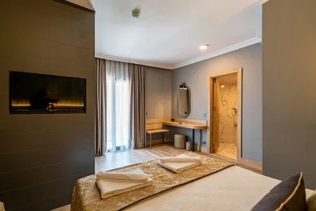 Side Amour Hotel Отели рядом с достопримечательностью «Храм Аполлона»