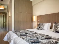 Royalty Suites Seaside Hotels in Sithonia
