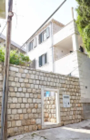 愛杜羅夫尼克 酒店