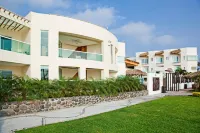 Artisan Playa Esmeralda Family Beach Hotel Hotels near Chachalacas extreme