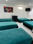 Castillo Del Toro Hotels near Parque Sucre