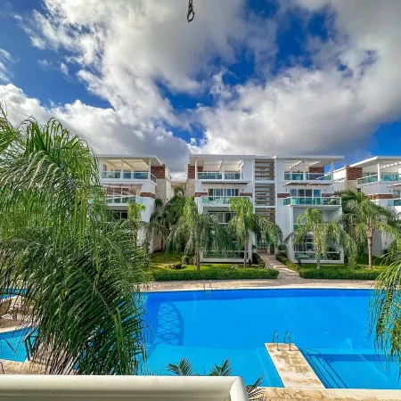 Beautiful 2 Br Apartment with BBQ