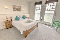 Pier View Apartment at Beach House Các khách sạn gần The Needles Park