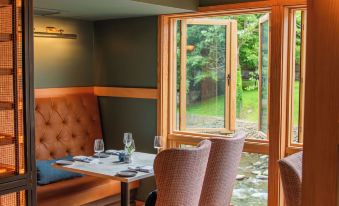 Historic Rocky Waters Inn, A Small Luxury Hotel