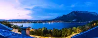 Les Trésoms Lake and Spa Resort - Romantic