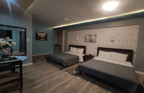 妮基塔的廣場酒店