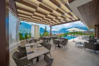 Boutique Hotel R Palazzo Hotels in Orahovac