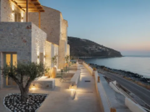 Yerma Suites Limeni Hotels in Itilo
