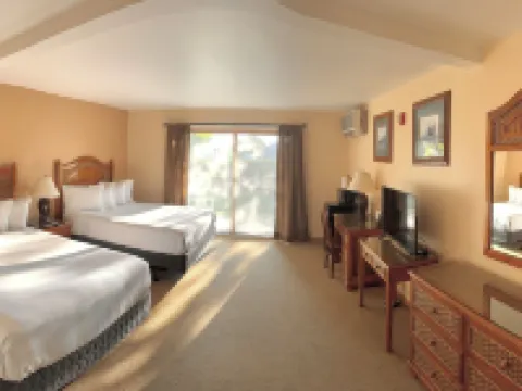 The Lodge at Leathem Smith Hotels in Door County