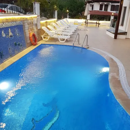 Santo Akyaka Home