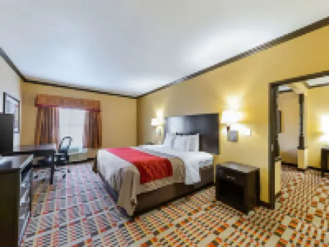 Quality Inn & Suites Hotels in Lubbock