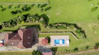 Villa- View Pool BBQ Playground & Fire Pit Hotels in 