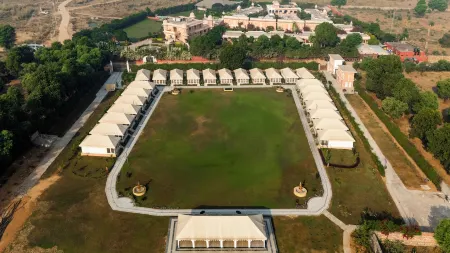 Buena Vista Luxury Garden Spa Resort Отели рядом с достопримечательностью «Sheesh Mahal»