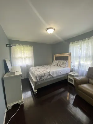 Akeem's  Guest House