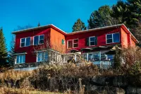 Auberge lac du Pin rouge Hotels in Sainte-Marguerite-du-Lac-Masson