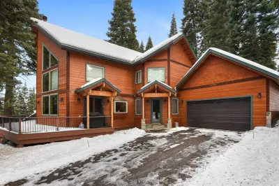 Skislope Sanctuary Close to Outdoor Activities
