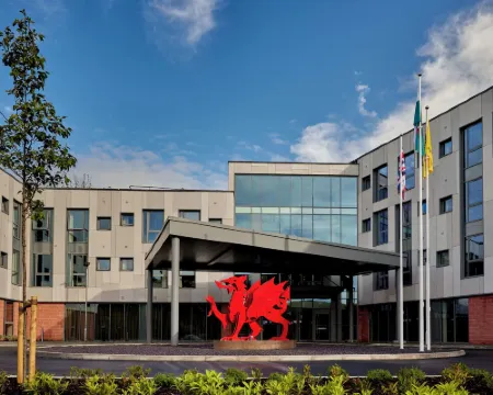 Tŷ Newport Hotels in Caerleon