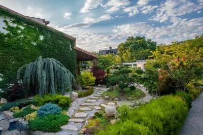 Giuaani Winery Hotels in 