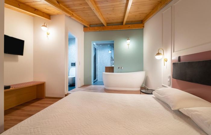 Allure Central Boutique Hotel