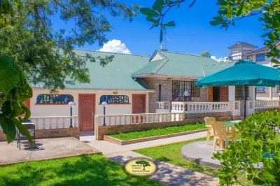 Juniper Green Gardens Resort. Hotels in 