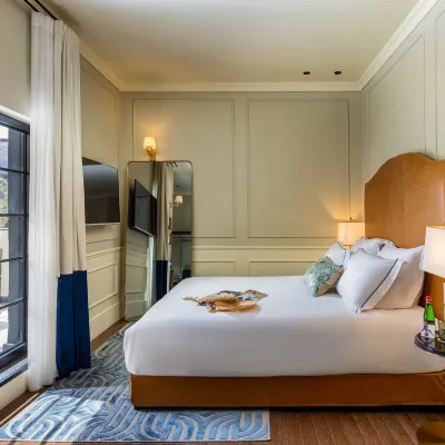 Villa Brown Tel-Aviv, a Member of Brown Hotels Отели рядом с достопримечательностью «Пляж Frishman»