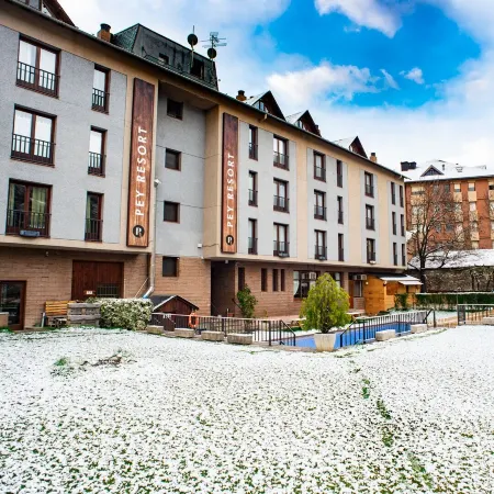 Pey Resort Отели в г. Сорт