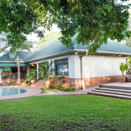 Livingstone Lodge