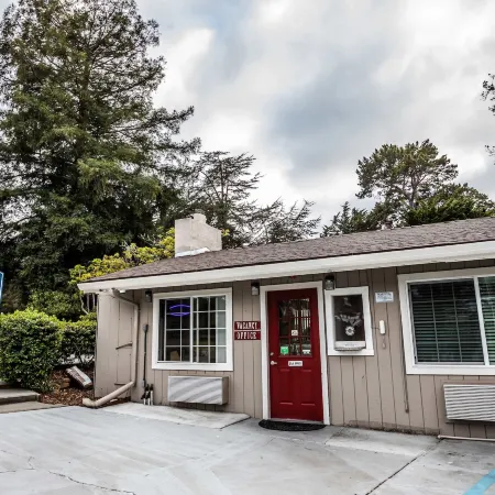 Pelican Inn Monterey