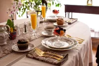 Valparaiso Inn Bed & Breakfast - breakfast