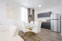 Luxury NY Home 3BR with Easy Parking Hotels in Yonkers
