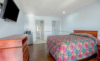 Day & Night Inn