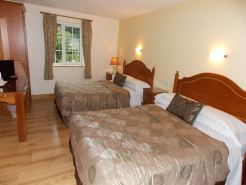 Ashleigh House Bed & Breakfast