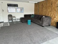 Cozy Farmhouse Style - Pet Friendly