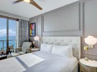 Embassy Suites by Hilton Virginia Beach Oceanfront Resort Отели рядом с достопримечательностью «Пляж Сандбридж»